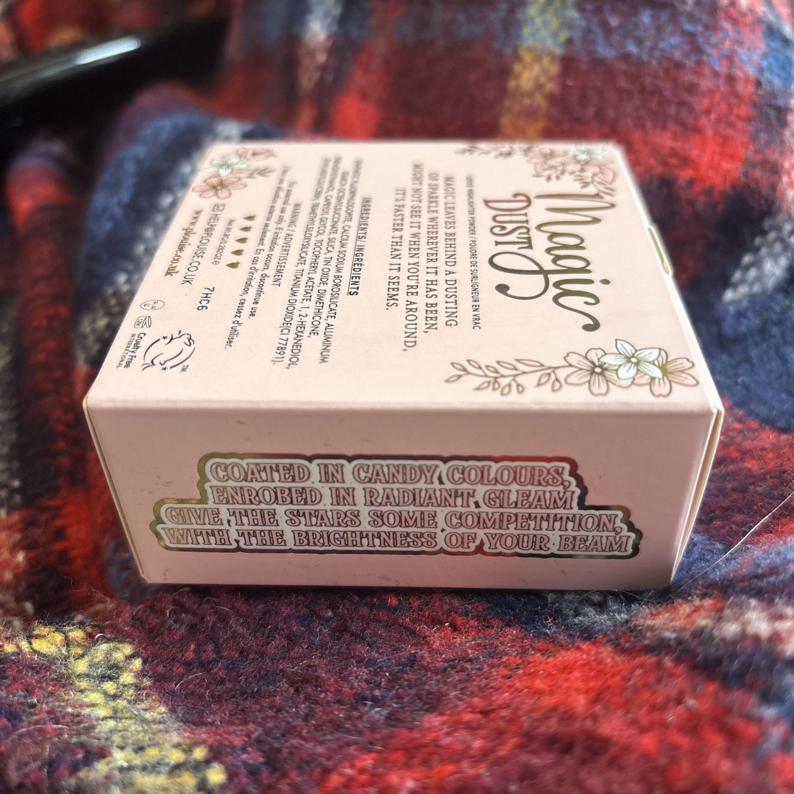 Plouise Magic Dust Give The Stars Some Competition Loose Highlighter Powder