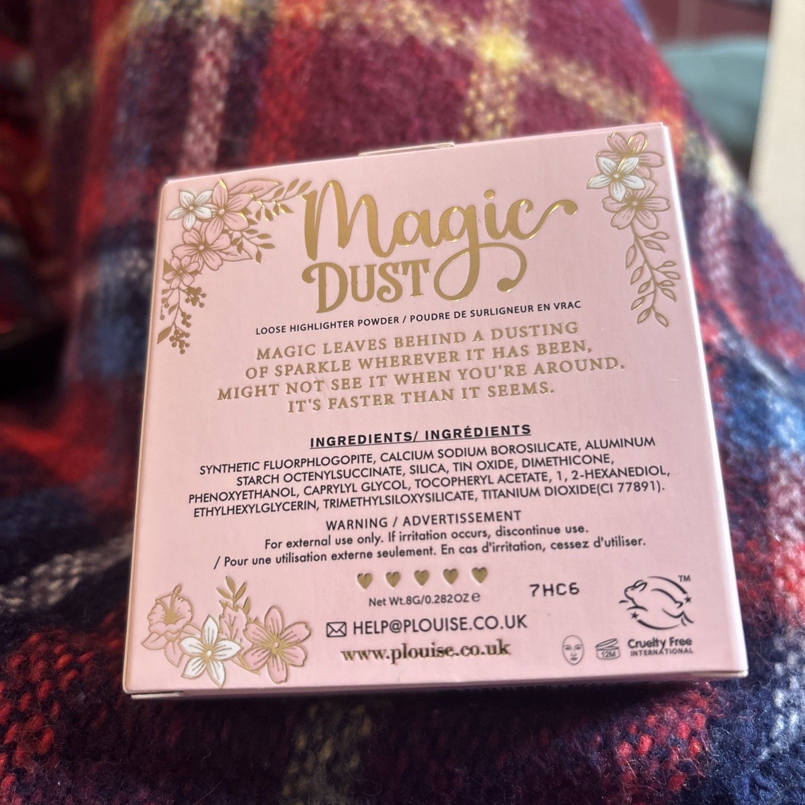 Plouise Magic Dust Give The Stars Some Competition Loose Highlighter Powder