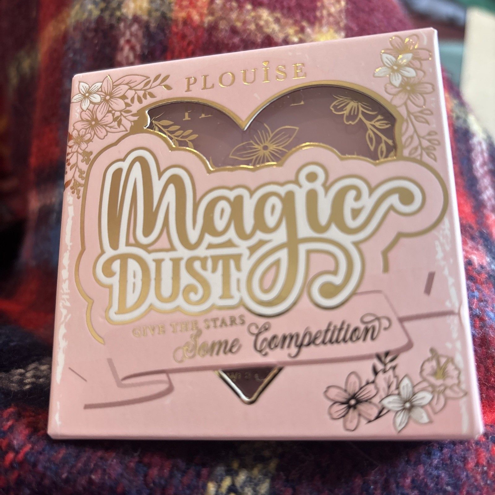 Plouise Magic Dust Give The Stars Some Competition Loose Highlighter Powder